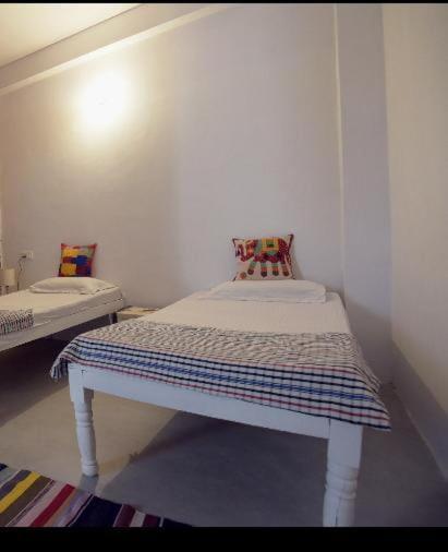 Eco Family Hostel ชัยปุระ ภายนอก รูปภาพ