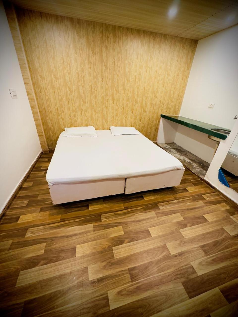 Eco Family Hostel ชัยปุระ ภายนอก รูปภาพ